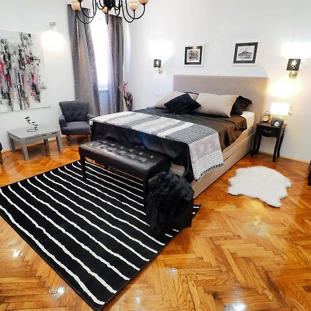 Deluxe Zoya Centar Apartamento PUY Quarto foto