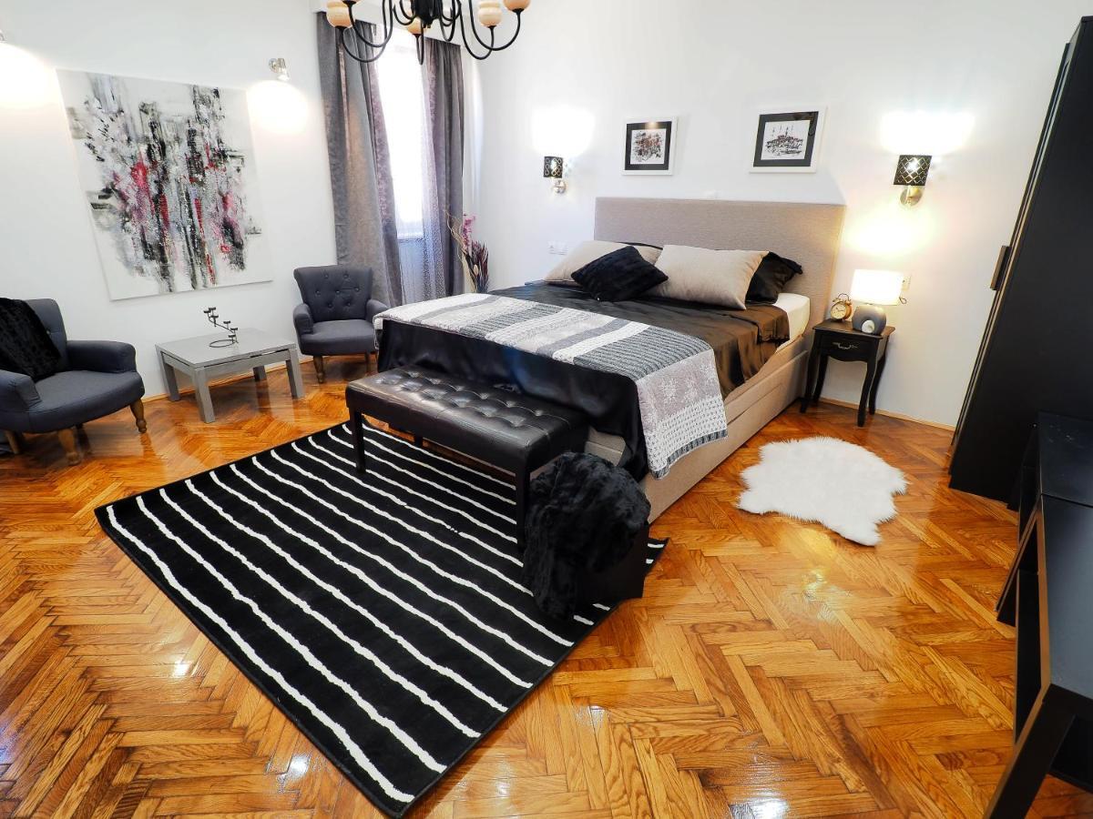 Deluxe Zoya Centar Apartamento PUY Quarto foto