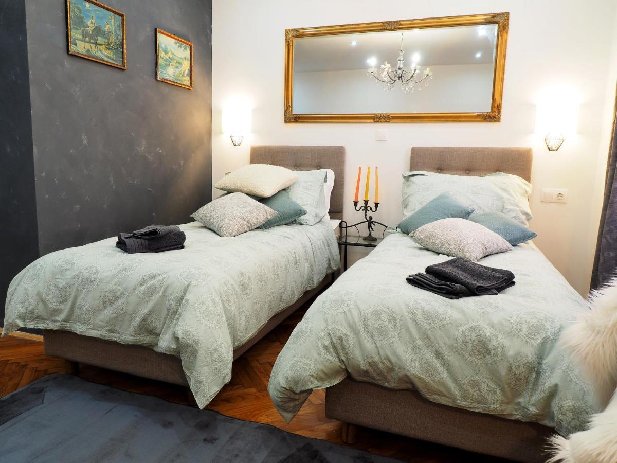 Deluxe Zoya Centar Apartamento PUY Quarto foto