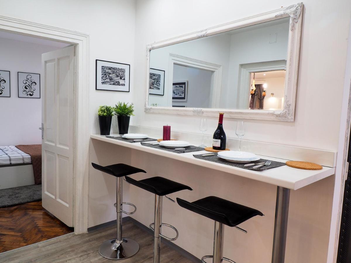 Deluxe Zoya Centar Apartamento PUY Quarto foto